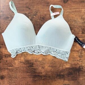 Ambrielle Light Green Lace Bralette
